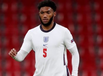 Joe Gomez cedera saat bertugas di Inggris