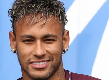 Neymar akan reuni dengan Barcelona setelah hasil undian babak 16 besar UCL mempertemukan PSG vs Barcelona